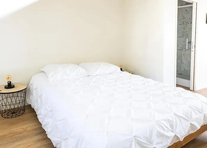 Superbe 'chardonnay' Avec Vue Sur La Vallée Appartement